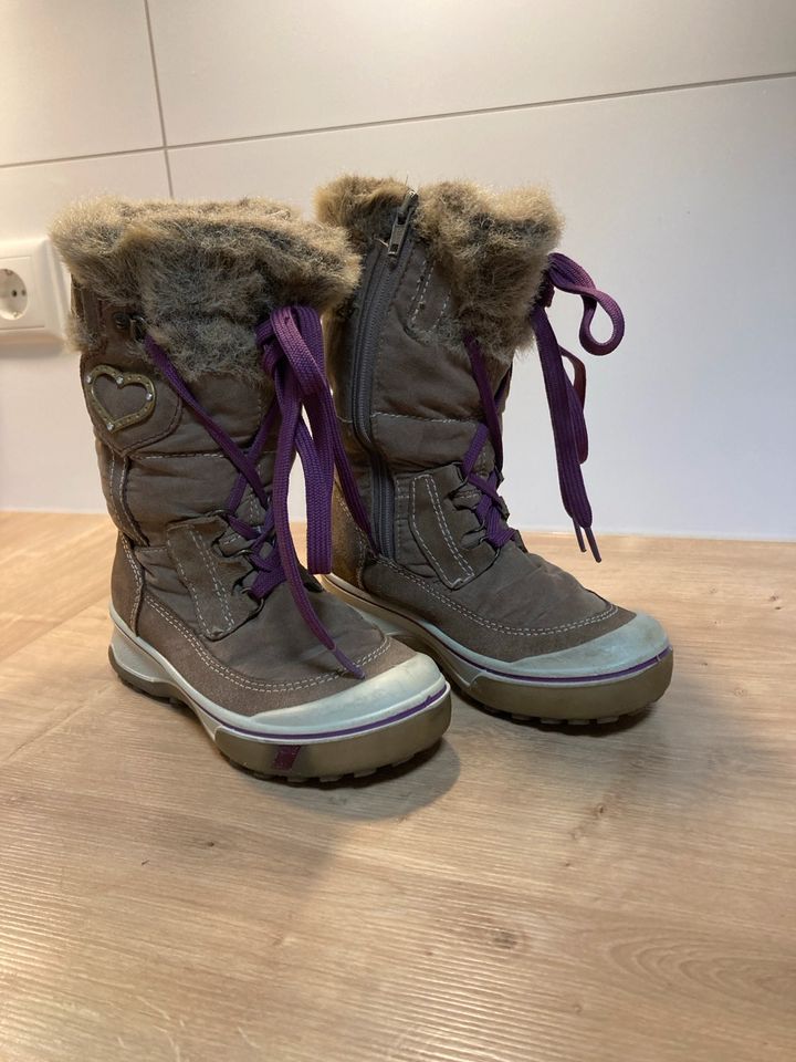 Winterstiefel warm Leder Gr. 30 Herzchen warm in Berlin