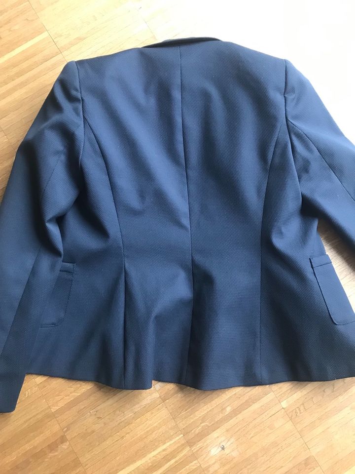 Blazer Taifun Navy dunkelblau xs 34 in Frankfurt am Main