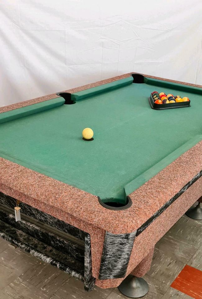 Billard Kneipenbillard Münzeinwurf in Pappenheim