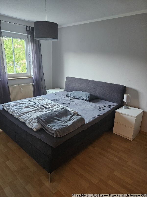 Schöne 3 Zimmer Wohnung mit Balkon un EBK in Metten