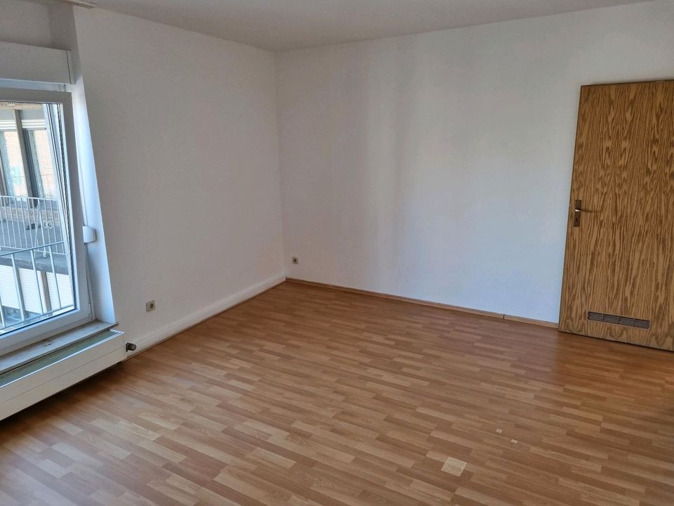 Schöne 3-Zimmer Wohnung in MG-Holt 73,8 m² frisch renoviert in Mönchengladbach
