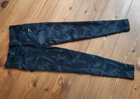 Wie neu! Leggings Gymshark wie Teveo Gr 34 XS Brandenburg - Zossen Vorschau