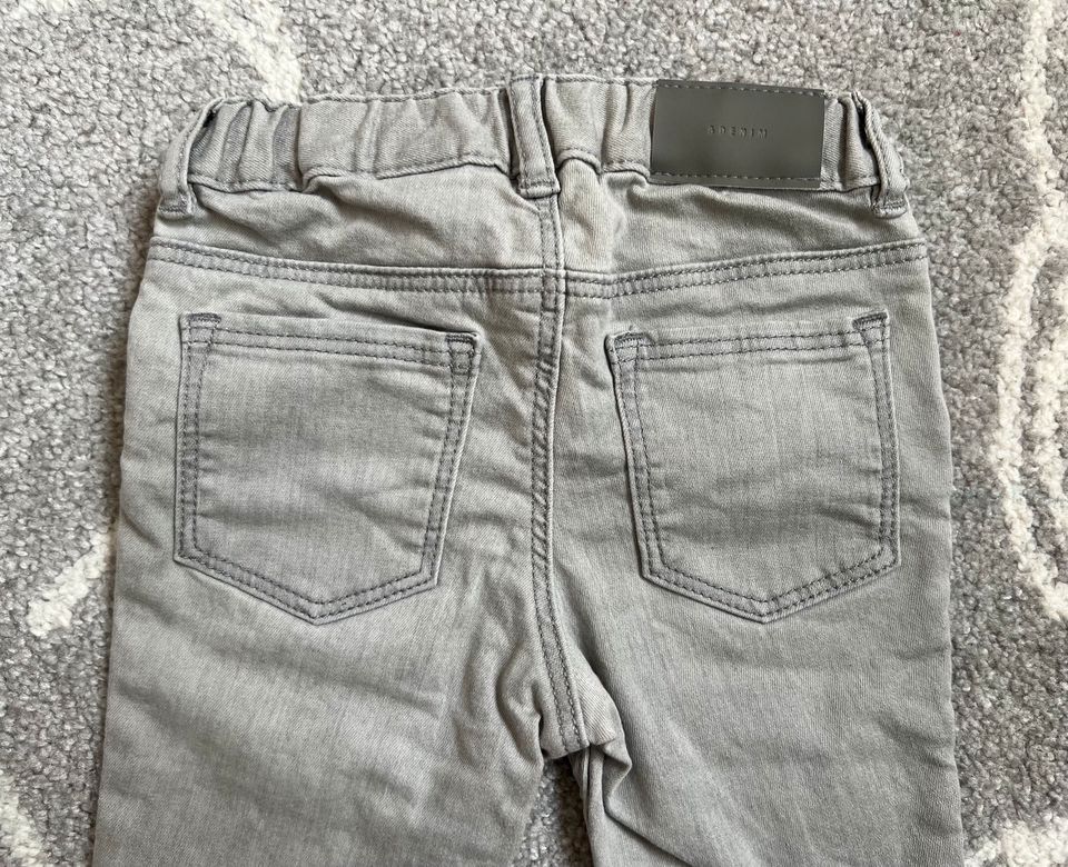 ⭐️ 5 Hosen Gr. 74 von Zara H&M ⭐️ wie neu ⭐️ in Freigericht