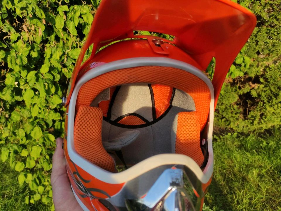 Cross Helm S 51 - 52 orange neuwertig in Homburg