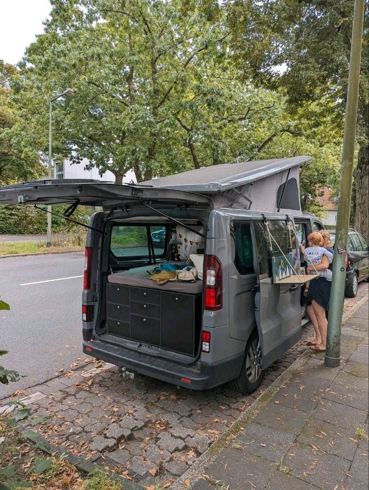 Campingbox Vivaro/Trafic und Bettgestell ähnlich Vanessa in Duisburg