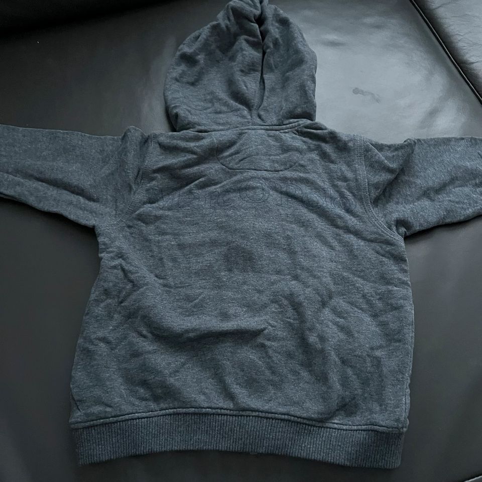 Schöner Marc O‘Polo Sweatjacke Pulli Pullover grau 98 in Mauer