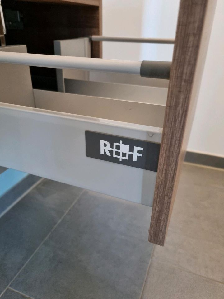 R+F Handwaschbecken in Idstein