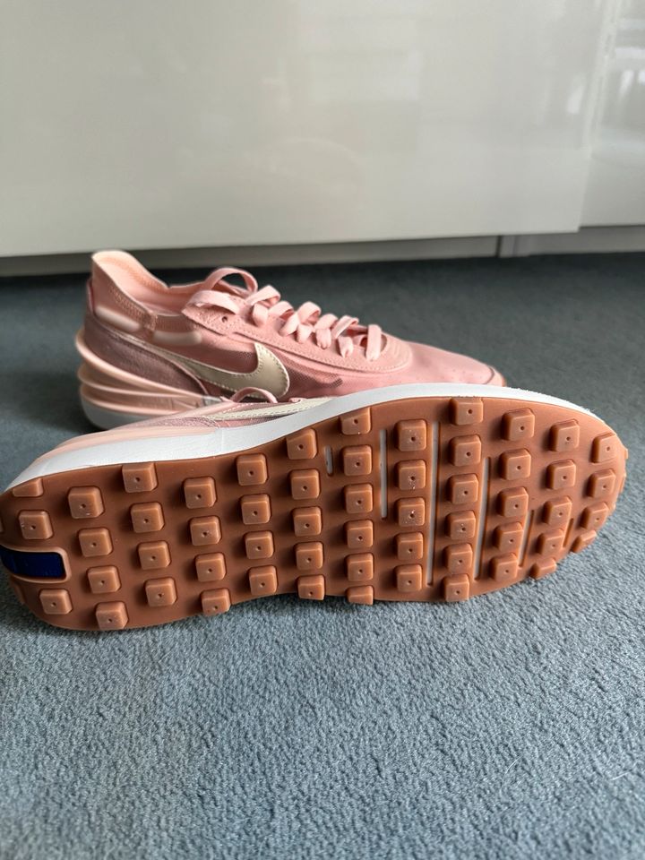 Nike sneaker Turnschuhe waffle one rosa Gr. 40/40,5 wNeu in Stuttgart