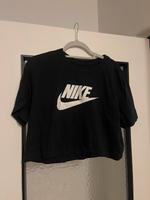 Nike Crop Top Wandsbek - Hamburg Volksdorf Vorschau