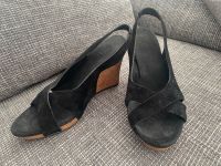 Ugg Australia Pumps Keilsandalen schwarz Gr. 39 „TOP“ Niedersachsen - Celle Vorschau