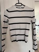Longsleeve/ dünner Pullover Schleswig-Holstein - Schafflund Vorschau