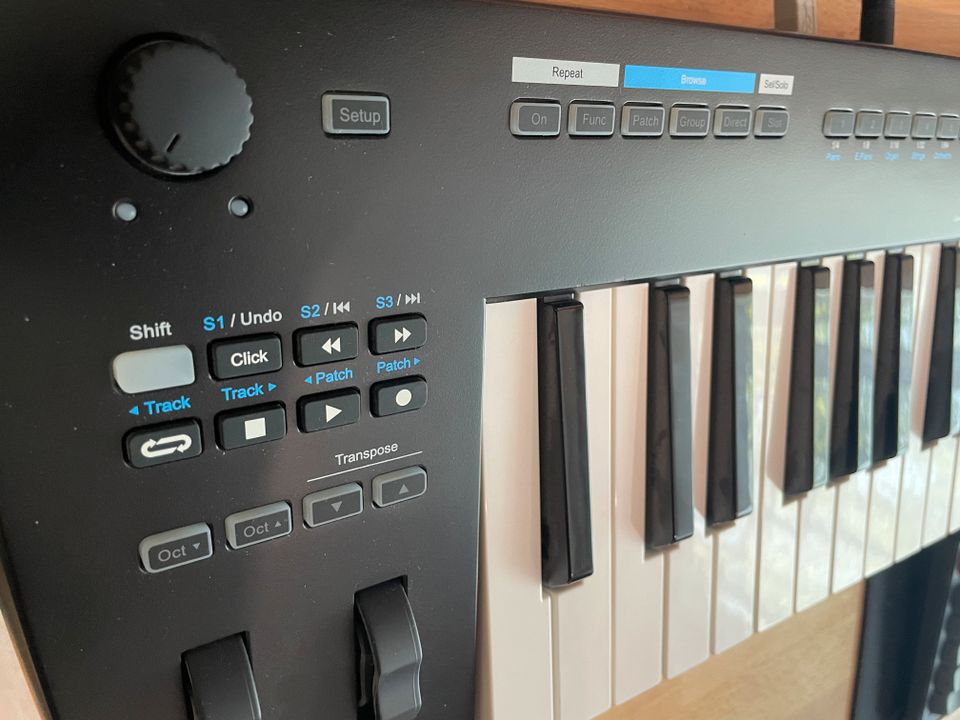 MIDI Keyboard Controller Nektar Impact 88 Tasten Klavier in Hamburg