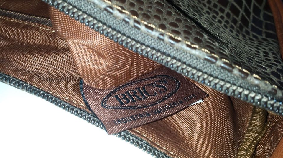 BRICs Baguette Leder Tasche braun top Zustand Python prägung in Hamburg