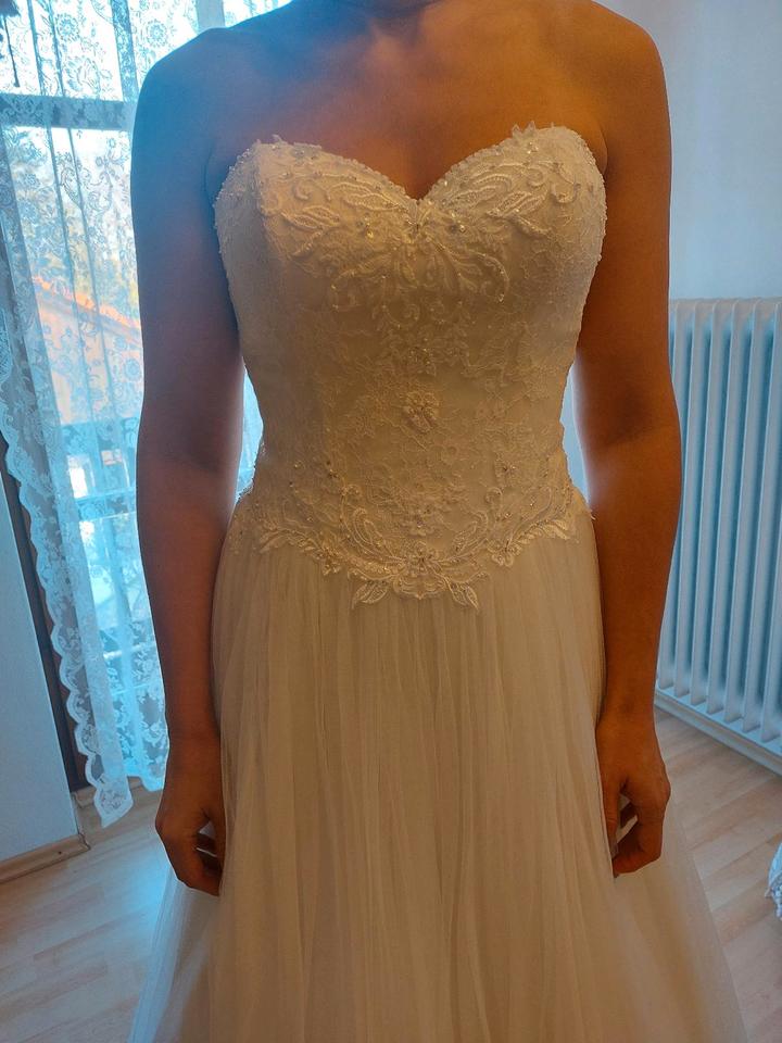 Brautkleid/Hochzeitskleid inkl. Schleier - ivory Hanna Jech in München