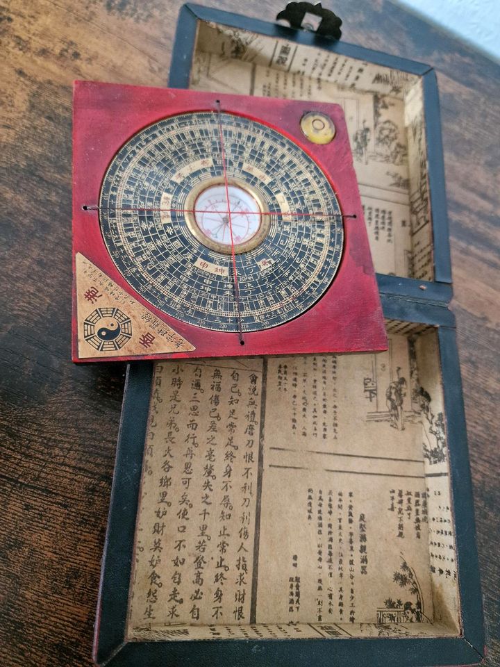 Sehr alte Kompass China aus Wohnungsauflösung in Erlenbach am Main 