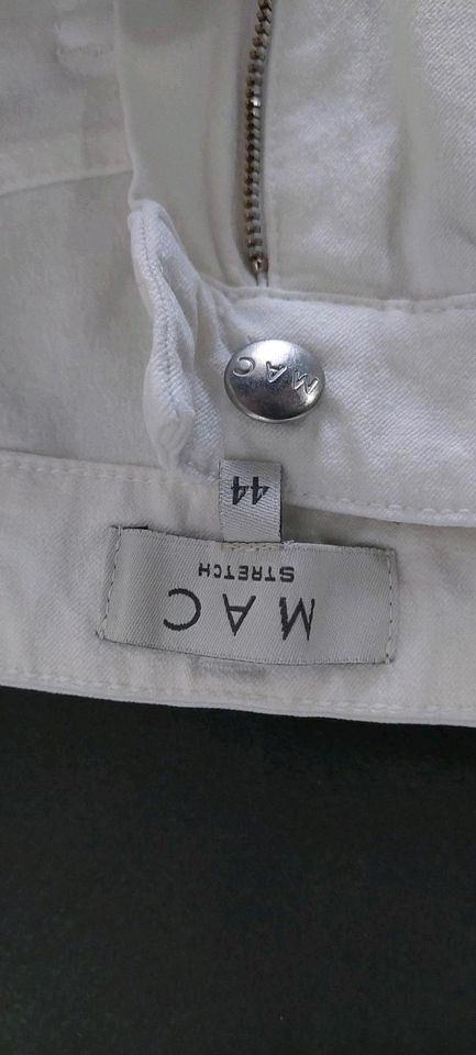 Weiße Mac Jeans mit Strasssteine gr.44 in Bernhardswald