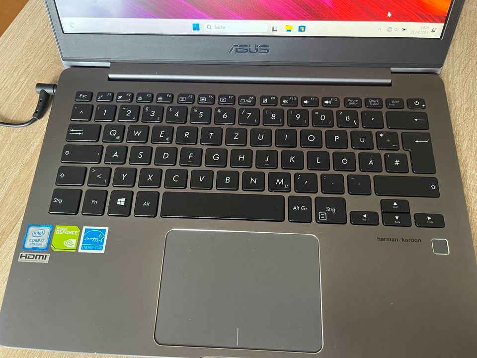 ASUS Zenbook 13 Zoll UX331U mit Windows 11 in Dresden