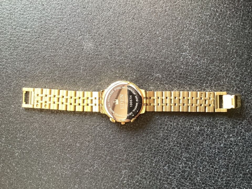 Eden Schweizer Armbanduhr Uhr in Langenfeld