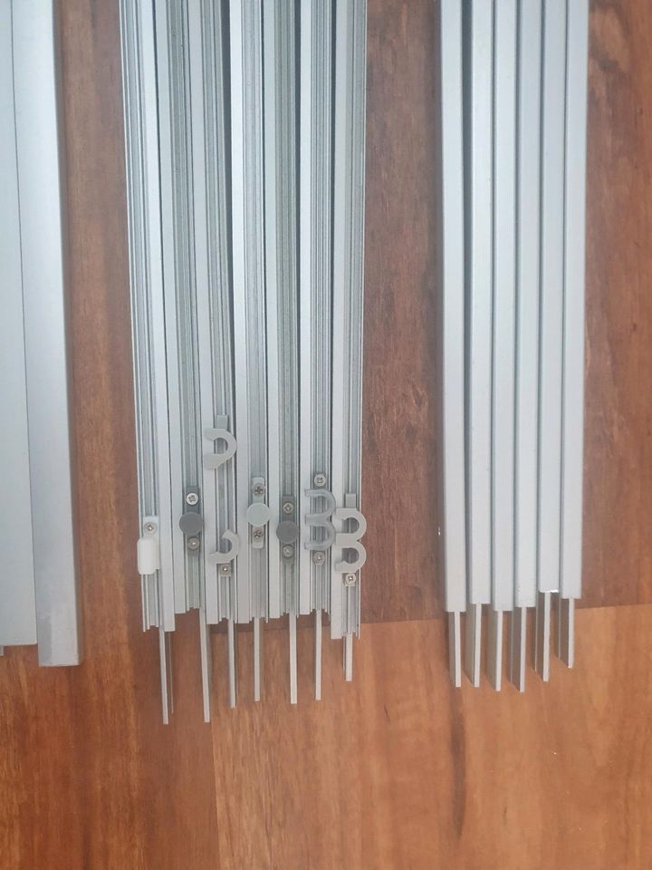 Ikea Kvartal Laufleisten Gardinenschienen in Ratingen