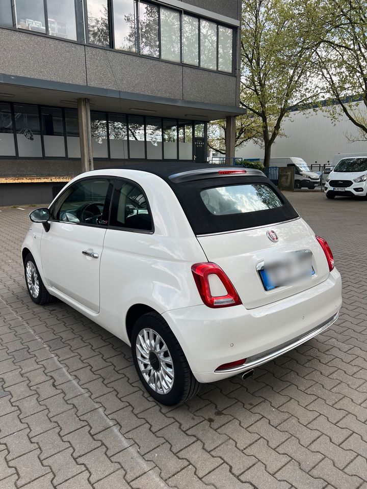 Fiat 500 Cabrio Automatik Klima PDC CarPlay 8 Fach bereift in Berlin