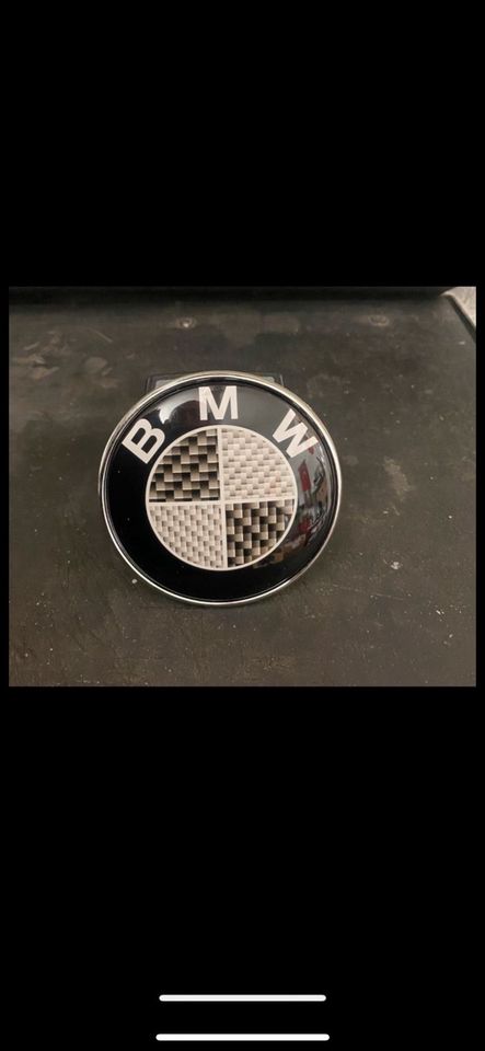 Motorhauben Logo für BMW Carbon Durchmesser 82mm in Werdohl