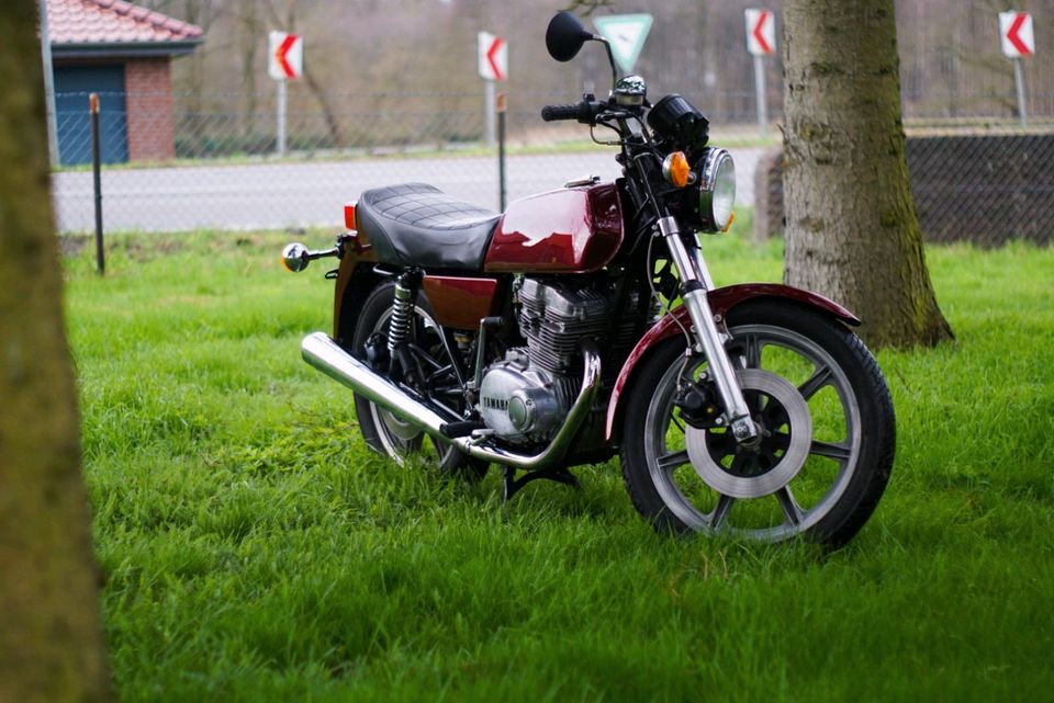 Yamaha XS 500 1u2 Oldtimer + viele Ersatzteile in Viersen