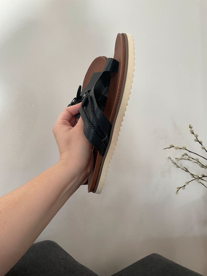 Zehen Schuhe Größe 40 neuwertig in Saarbrücken