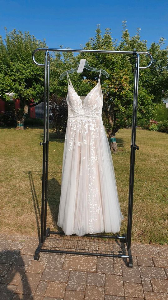 Brautkleid, Hochzeitskleid, Heiraten in Weiß, Amylove in Hadamar