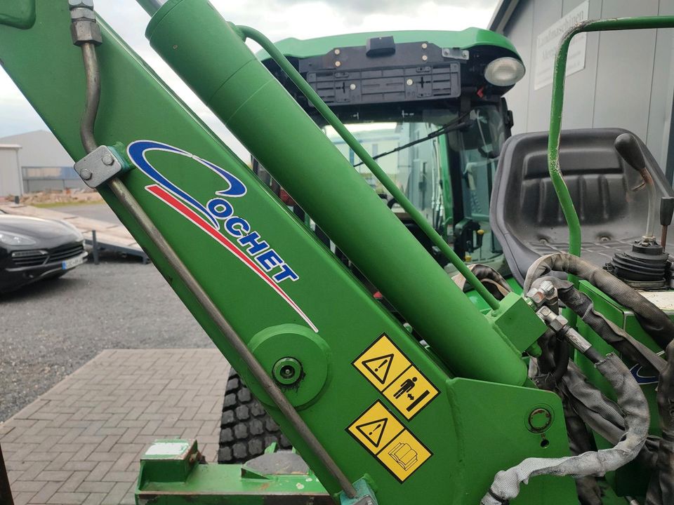 John Deere 3720 Kleintraktor + Heckbagger Gebrauchtfahrzeug TOP in Auderath