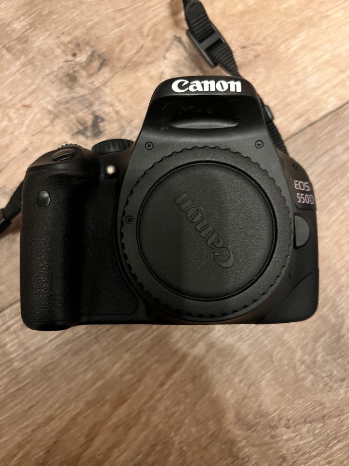 Canon EOS 550 D Set in Eppendorf