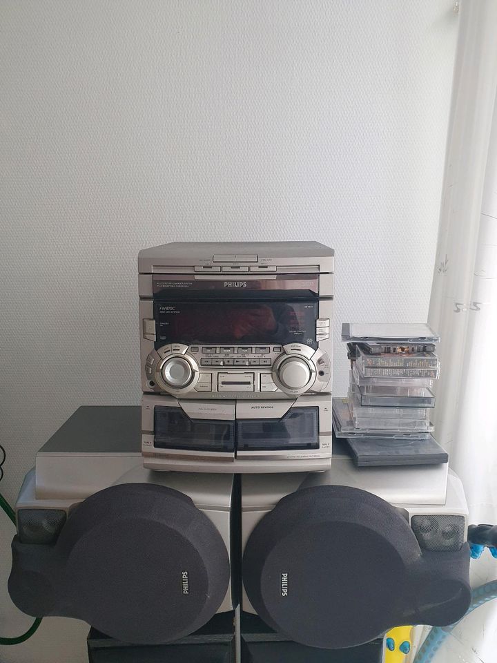 Kasette und CD player in Mönchengladbach