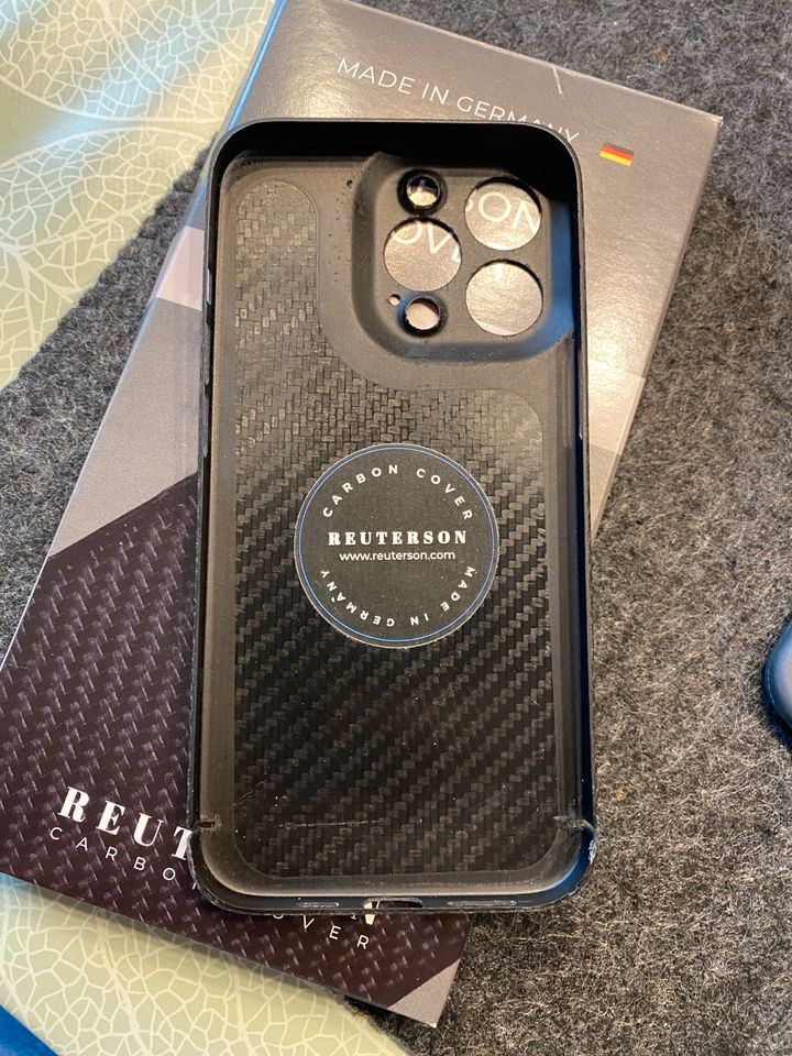 iPhone 13 Pro Cover Carbon in Königsmoor