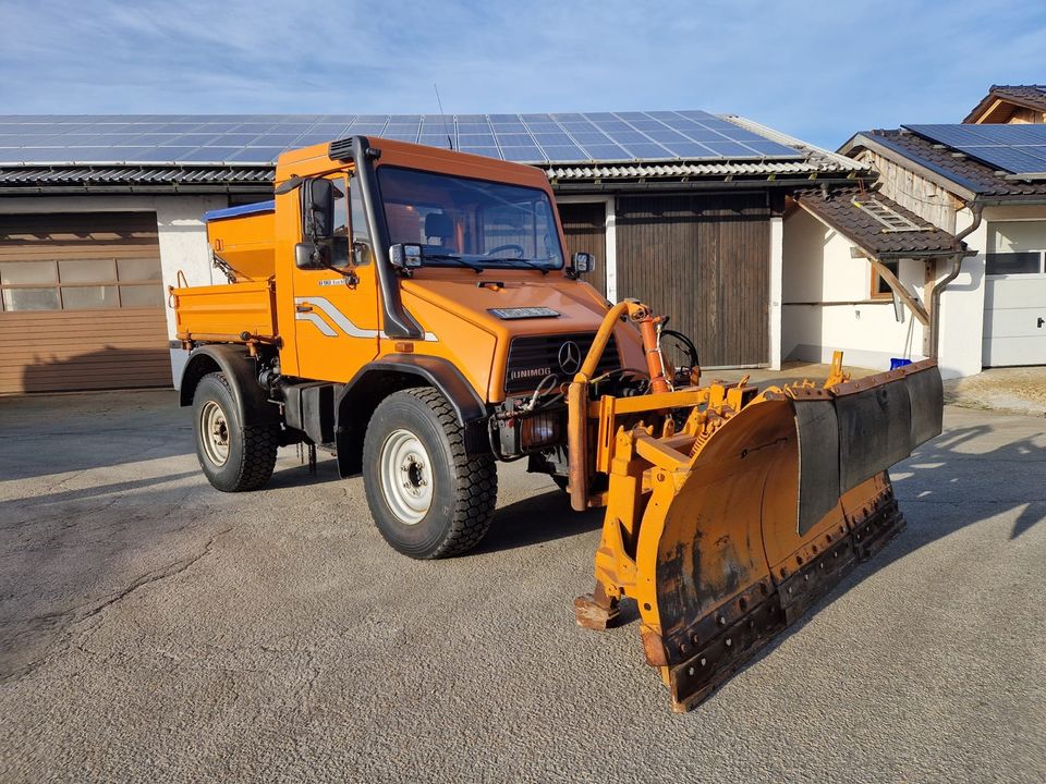 UNIMOG U90 Turbo Winterdienst in München