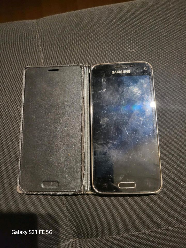 Handy samsung galaxy s 5 mini in Arnsberg