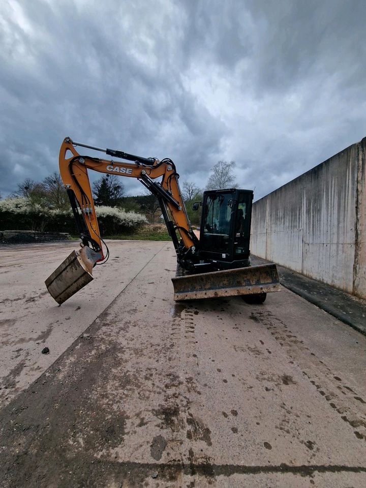 Minibagger Case CX65D Tiltrotator Mieten Gala Wegebau kommunal in Dermbach