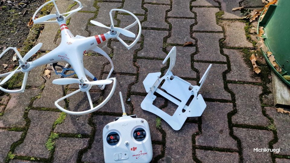 Drohne Phantom DJI in Schönberg