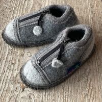 Hausschuhe Wollschuhe Kinderschuhe Schuhe m. Reißverschluss Gr.24 Baden-Württemberg - Orsingen-Nenzingen Vorschau