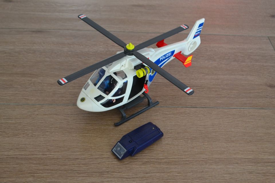 Playmobil "Polizei-Helikopter" 6874 in Bochum