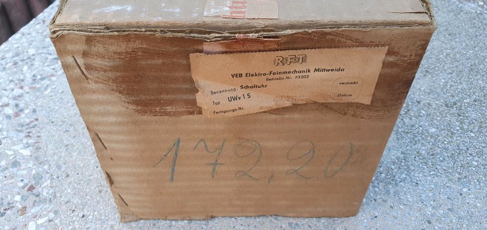 Alte Schaltuhr für Sammler 1954 Orginal verpackt 220 Volt in Wettin-Löbejün