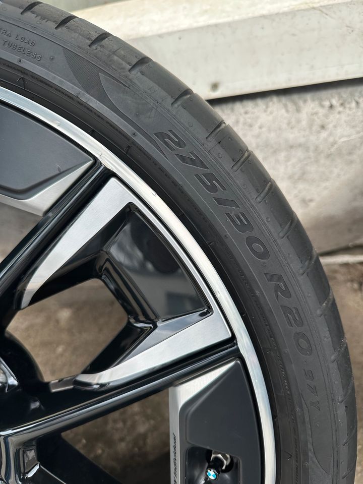 Verkaufe original BMW Felgen mit Reifen in Berlin