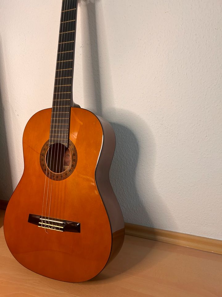 Klassische Gitarre zu verkaufen in Hürth