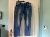 Damen Jeans Gr. 48 Bundweite 102 cm  18 € incl. Versand Bayern - Haidmühle Vorschau