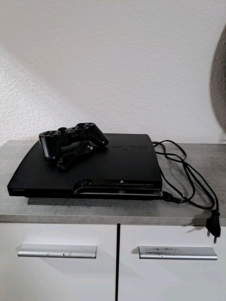 Playstation 3 slim in Marburg