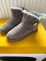 UGG Boots in 37 Bailey button Mini bling grau Rheinland-Pfalz - Koblenz Vorschau