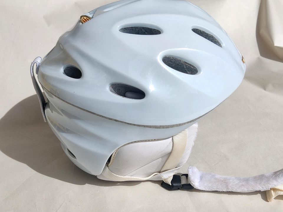 Skihelm Damen Giro prima Größe S Kopfumfang ca. 53-57 in Flossenbürg