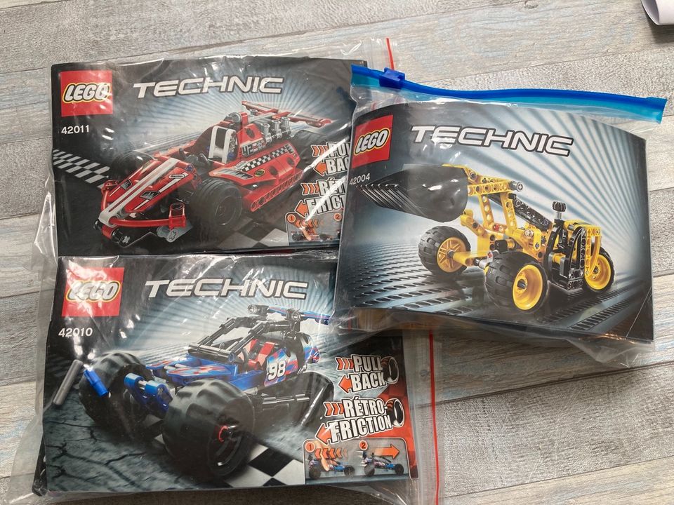 Lego Technic 42004, 42010, 42012 - Bagger, Race-Buggy, Rennwagen in Leipzig