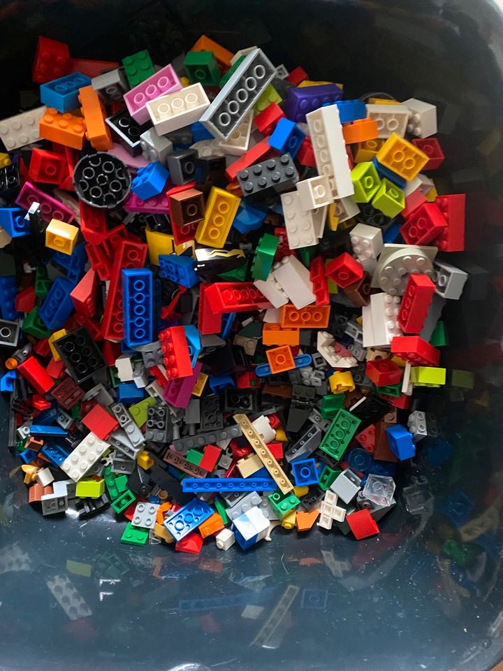 Lego Gemisch 3kg in Preußisch Oldendorf