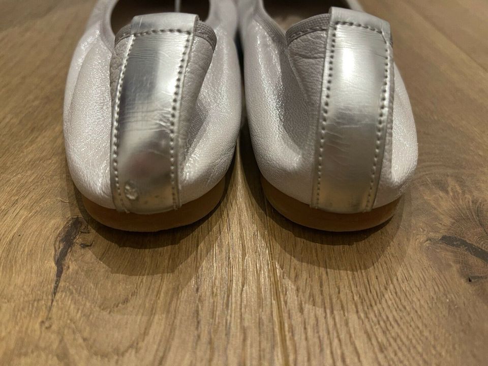 Schuhe Ballerina Mädchen Leder Silber Gr. 32 Sehr Edel TOLL! in Köln