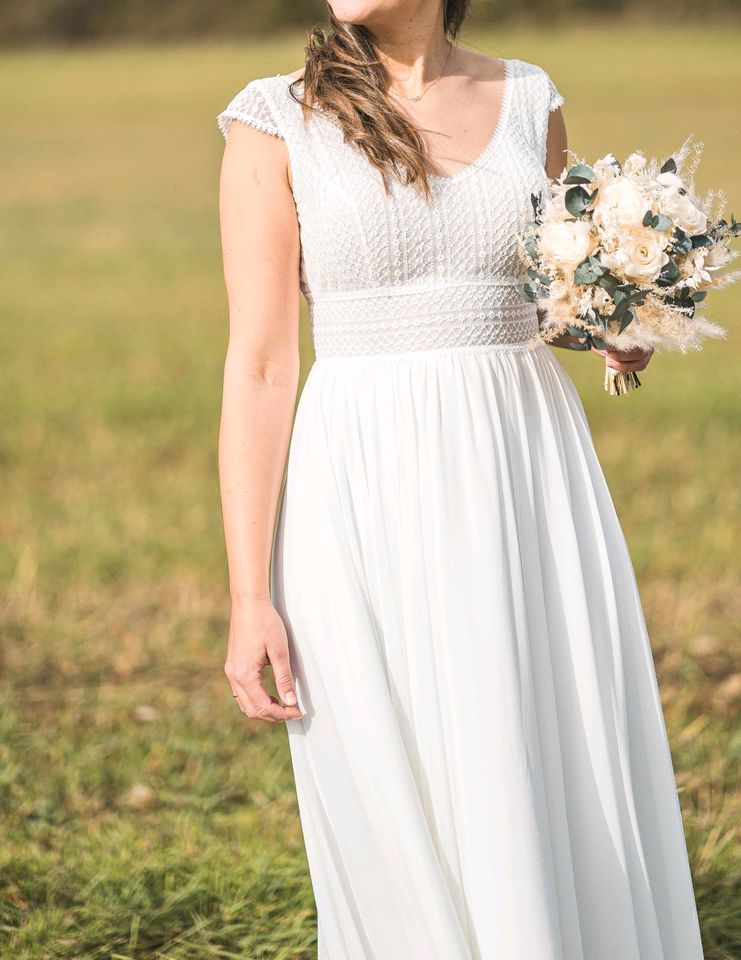 Boho - Vintage Brautkleid / Hochzeitskleid d. Marke Bianco Evento in Ehningen