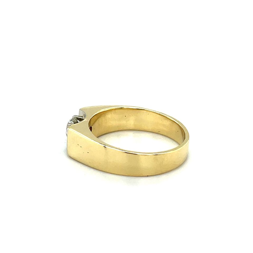 Ring aus 585/- Gelbgold mit Brillant Nr. 226632 M10 in Hannover